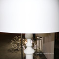 Chinesische Art-Hotel-dekorative weiße Harz-große Stehlampe
